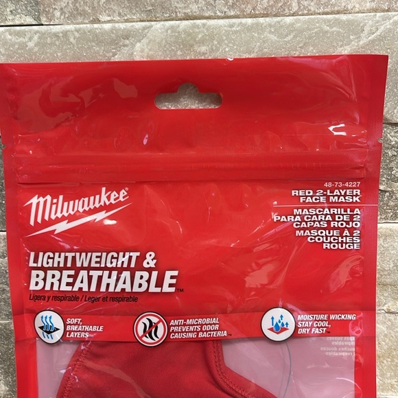 Milwaukee 2-Layer Reusable Face Mask 1 Pack - Picture 6 of 9
